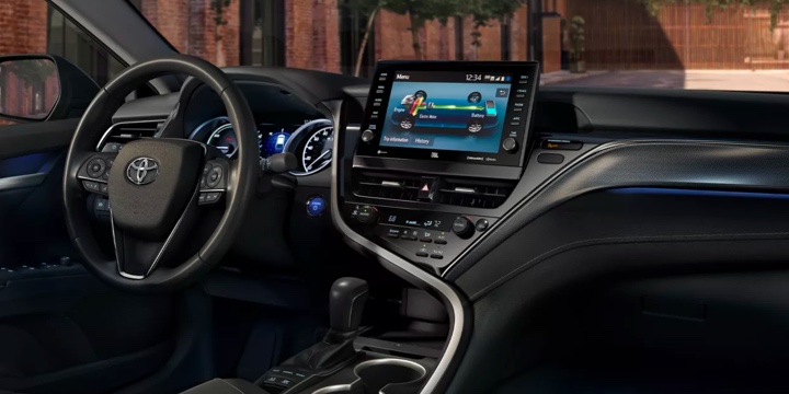 Toyota Camry Hybrid 2022 Cockpit
