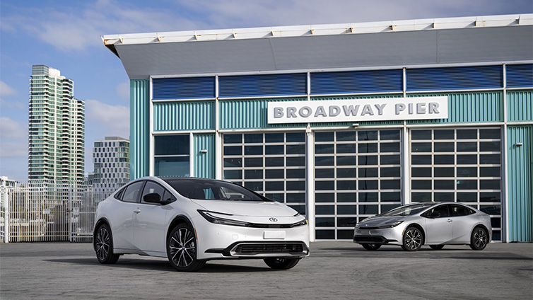 2023 Toyota Prius Hybrid Efficiency