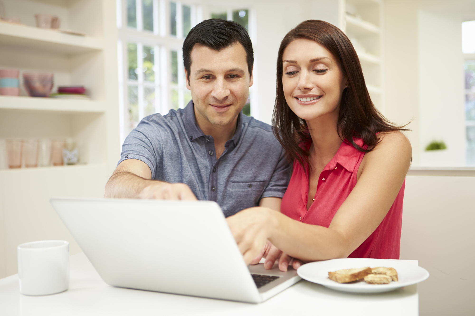 people doing research to find the car they want to buy