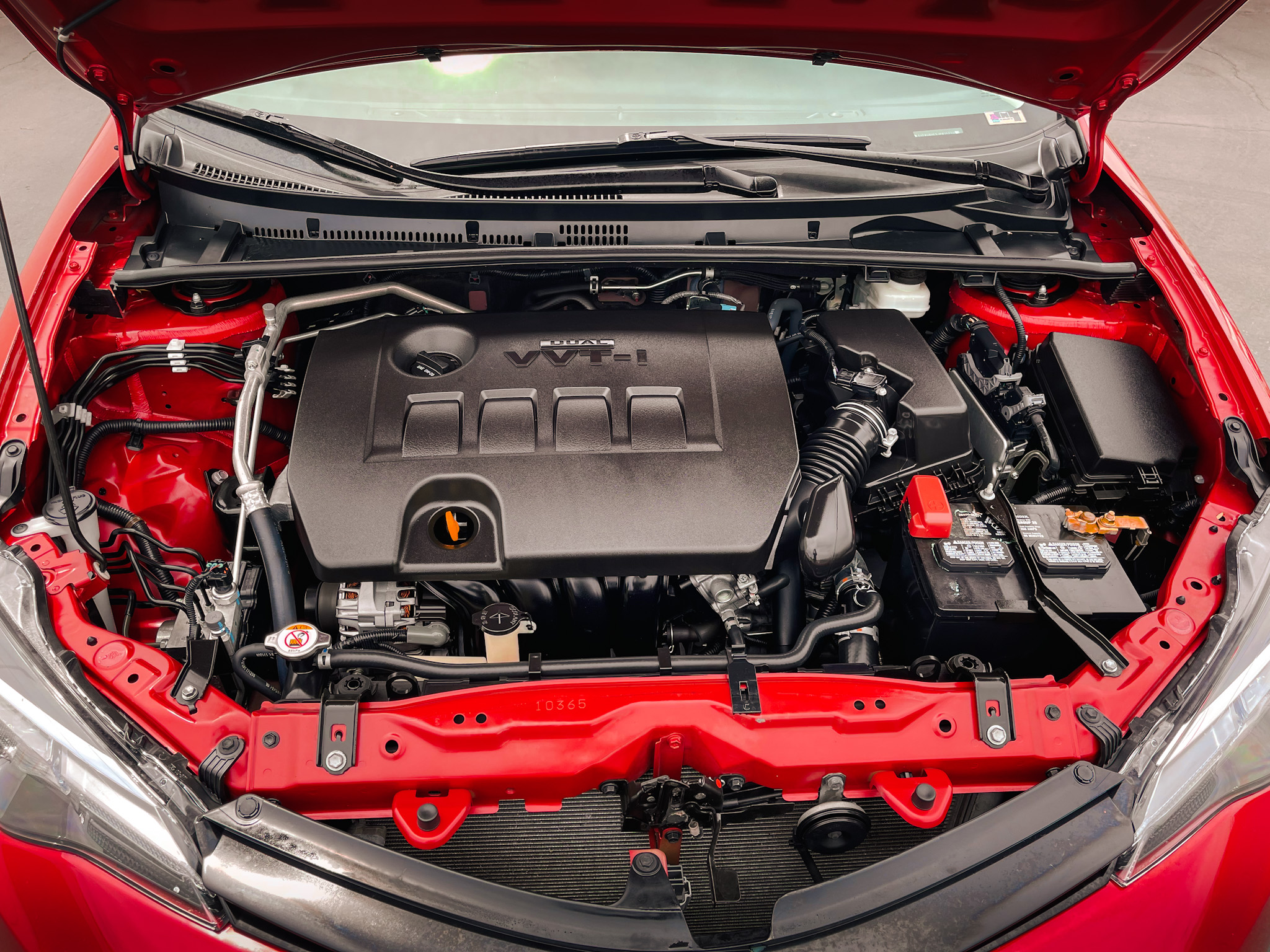 2018 Toyota Corolla LE 1.8L four-cylinder engine