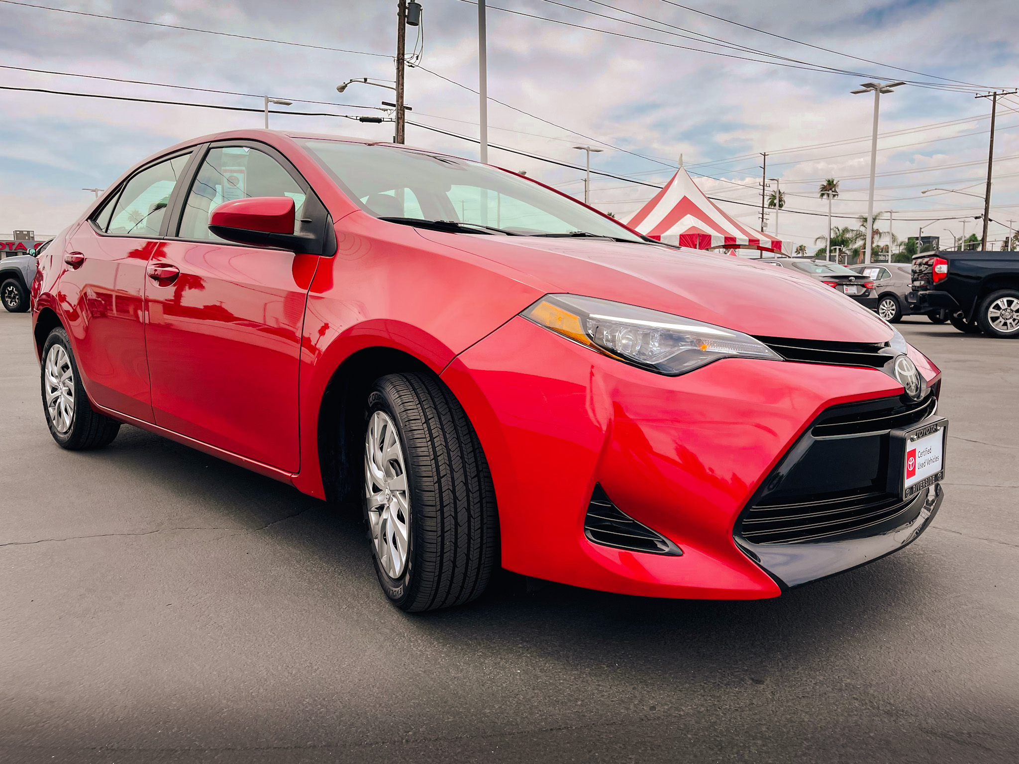 2018 Toyota Corolla LE front end
